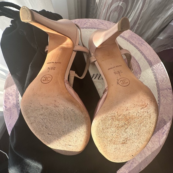 Chanel Vintage Floral Rare Heels - Picture 3 of 3